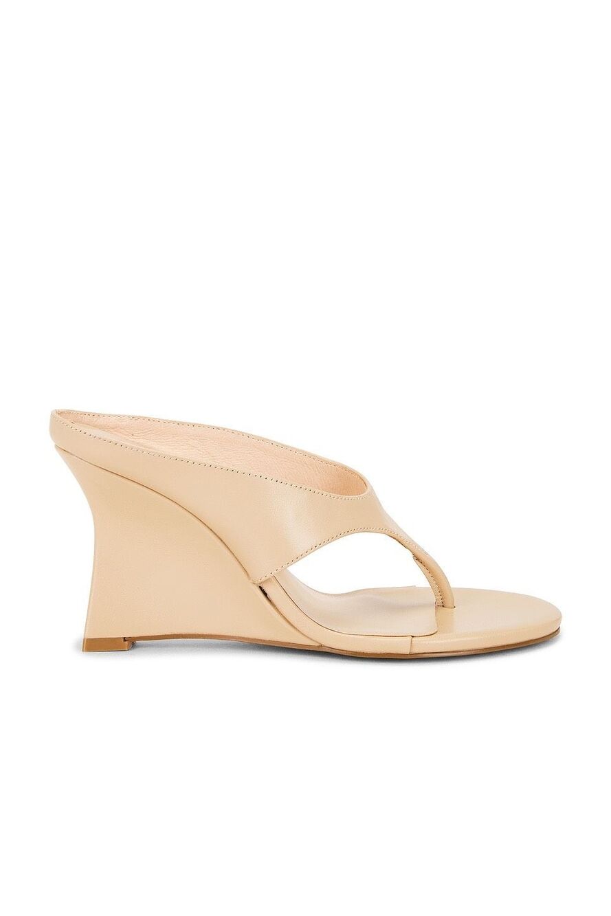 RAYE Jenna Wedge in Nude Size US 8 $179